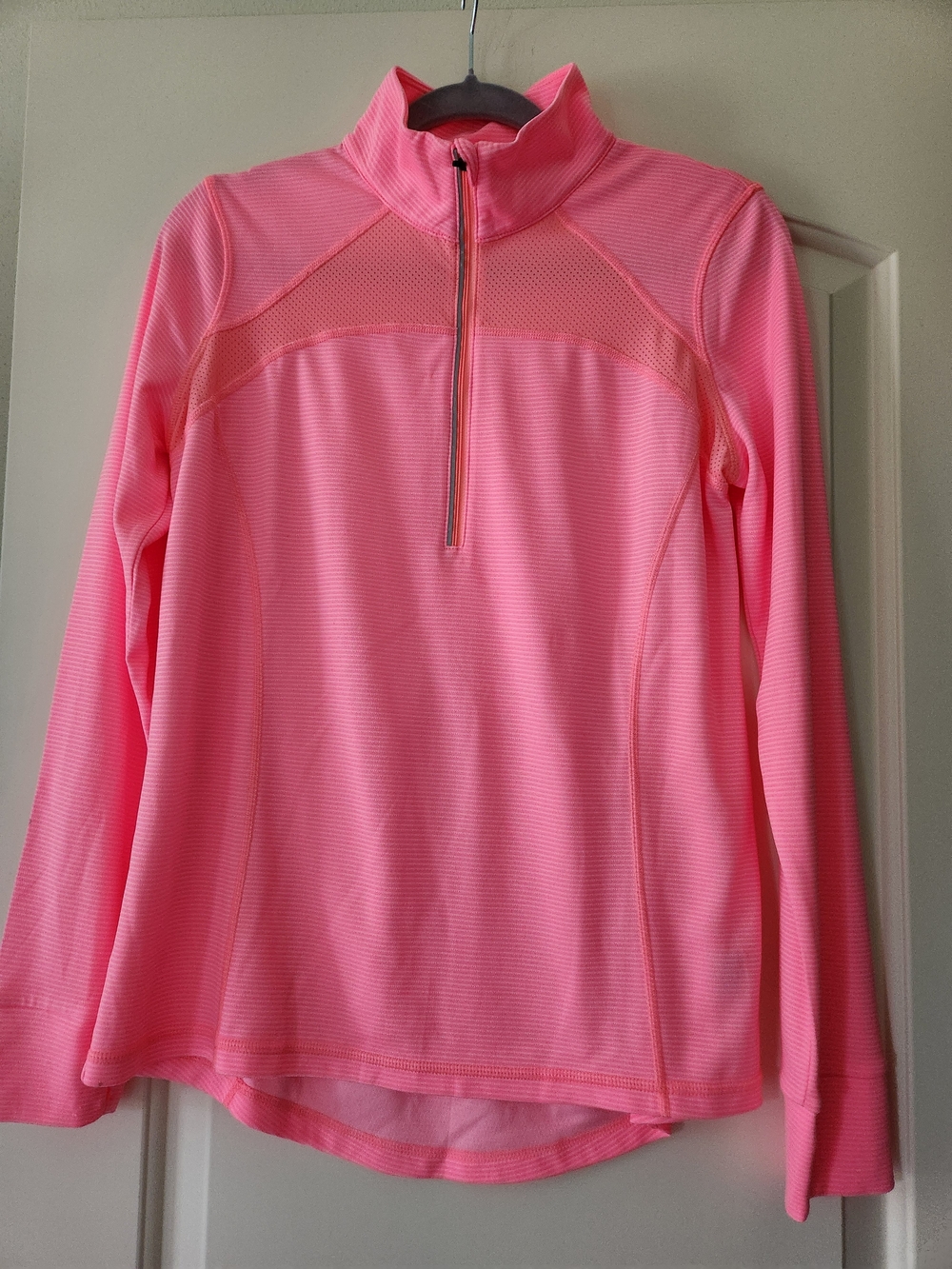 Xersion Hot Pink Performance Top